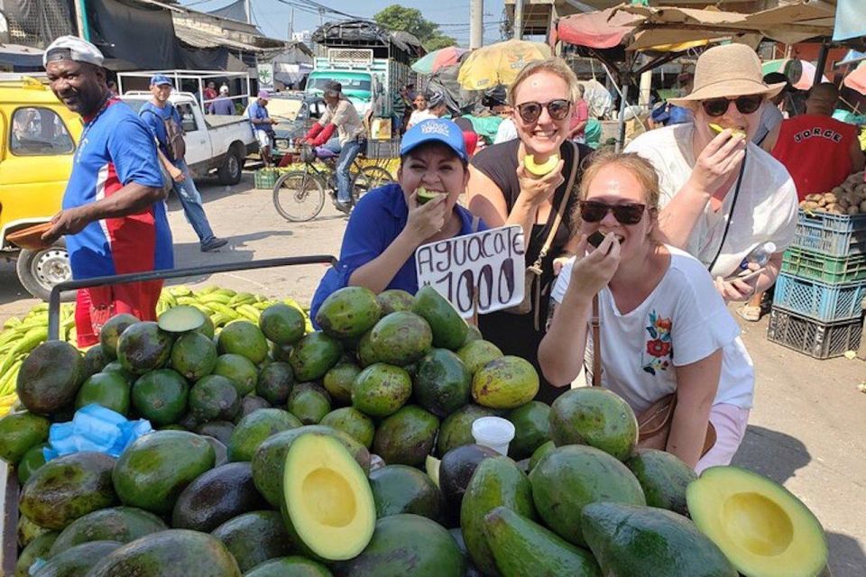 Cartagena: Bazuro Local Food Market Walking Tour - Key Points