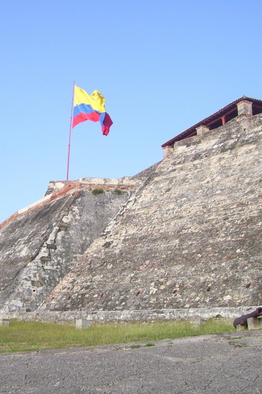 Cartagena: Castle of San Felipe & Cerro De La Popa City Tour - Key Points