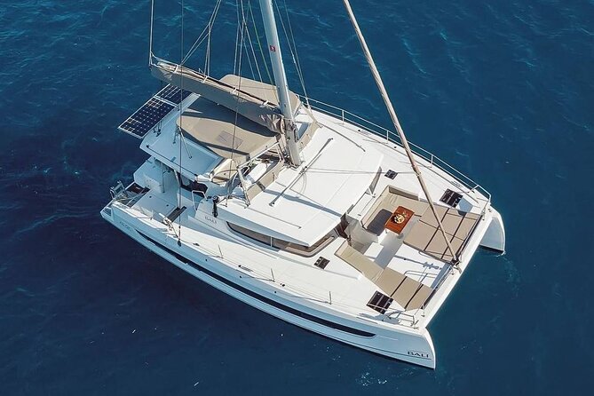 CATAMARAN Kleftiko Poliegos & Round of Milos Lunch With Open Bar - Key Points