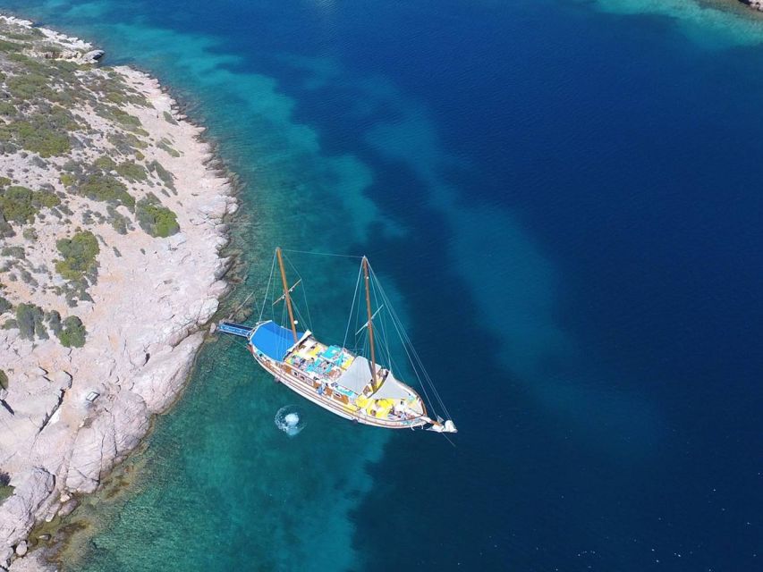 Cesme: Small Group Boat Tour With Open Buffet Lunch - Key Points