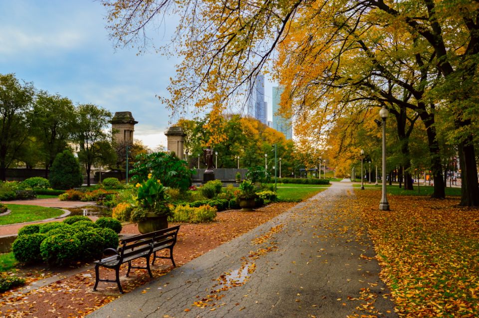 Chicago: Millennium Park Self-Guided Walking Tour - Key Points