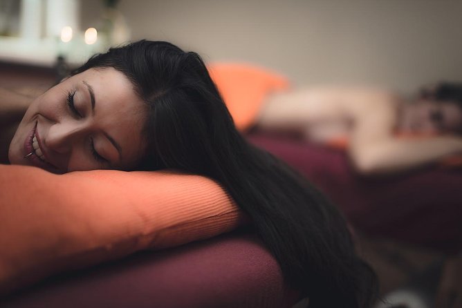 Couple Massage: 1 Hour - Good To Know