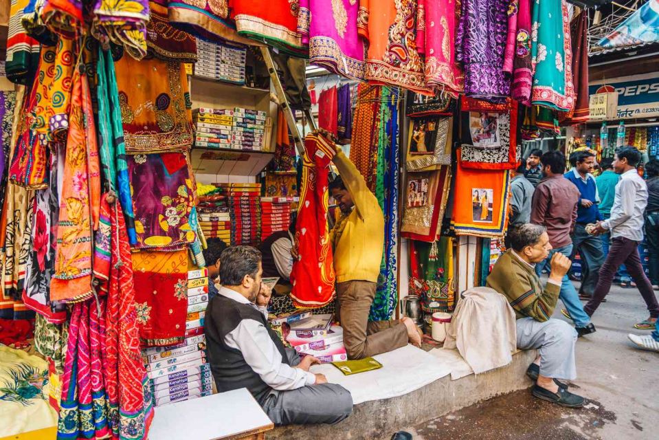 Delhi: Half Day Shopping Tour With Private Guide & Transfer - Key Points