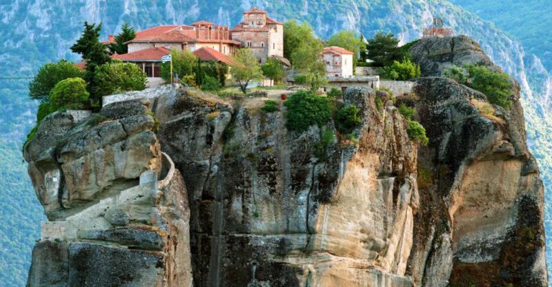 Delphi and Meteora: 3-Day Tour From Athens - Key Points