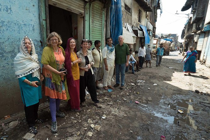 Dharavi Slum Tour by the 1st Female Tour Guide of Mumbais Slum - Key Points