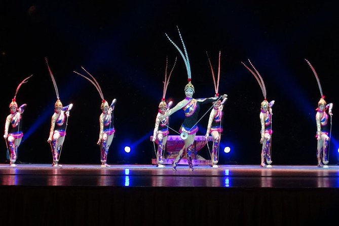 Din Tai Fung Dinner Experience and Acrobatics Show in Shanghai - Key Points