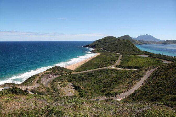 Discover St Kitts and Beach - Key Points