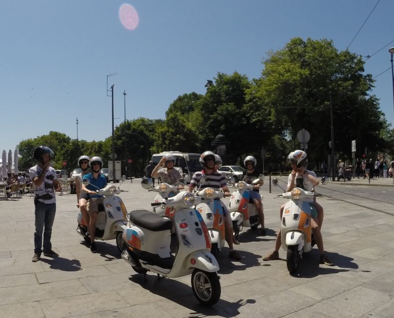 Discover the Best of Porto: 3-Hour Vespa Tour - Key Points