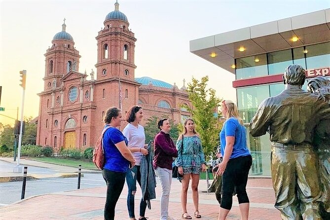 Downtown Asheville Tip-Based Sightseeing Walking Tour - Key Points