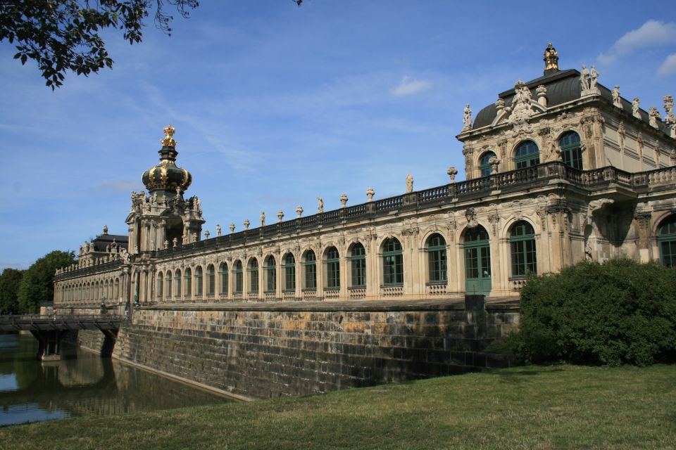 Dresden: Comedy Tour in Saxon German - Key Points