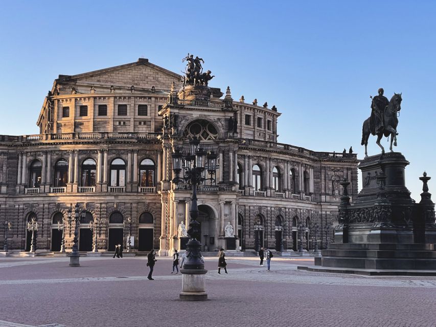Dresden: Old Town Outdoor Escape Game Manhunt - Key Points