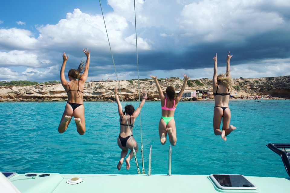 ECO Catamaran - Private Day Charters - Key Points