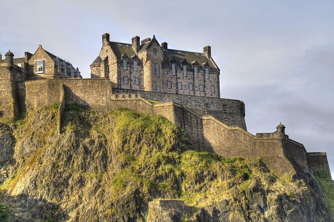 Edinburgh Hop-On Hop-Off Britannia Tour - Key Points