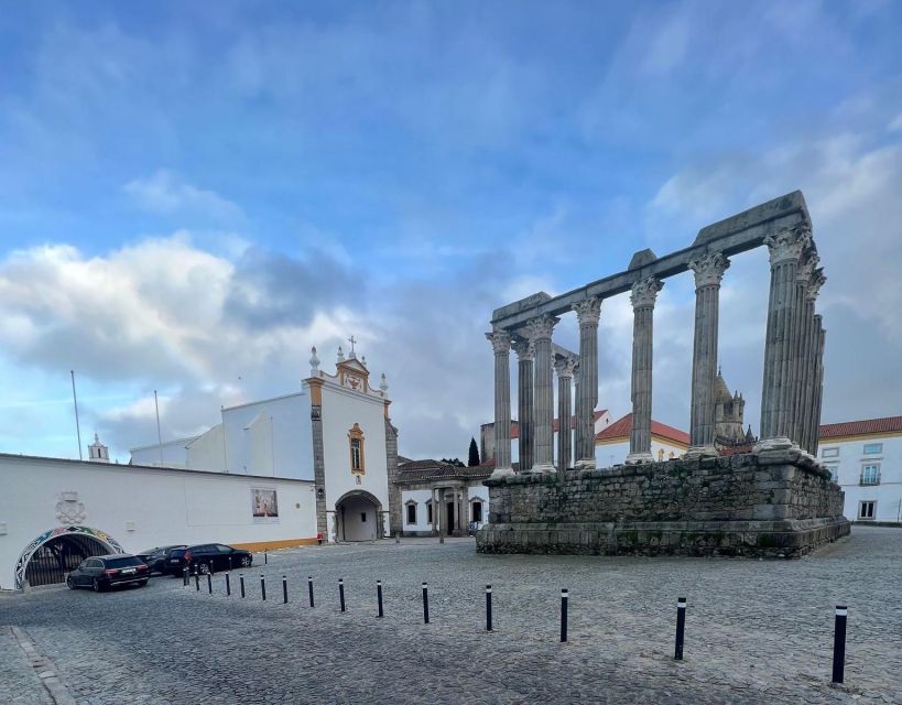 Évora Private Walking Tour - Key Points