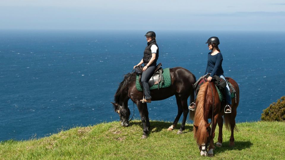 Faial Island: Horseback Riding (3 Hrs - Experienced Riders) - Key Points