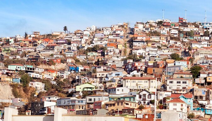 Famous Valparaíso! Premium Walking Tour With a Native Guide - Tour Overview