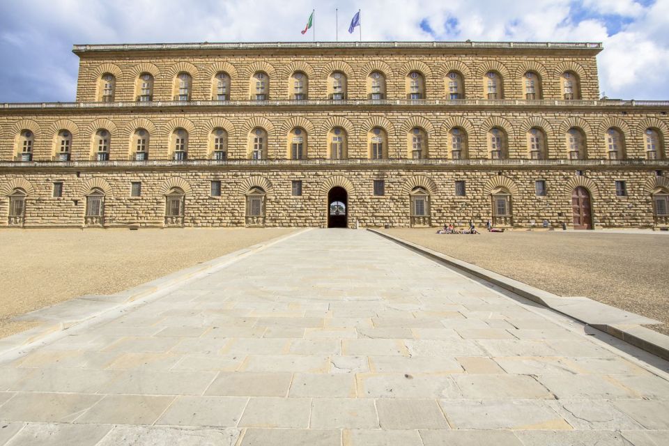 Florence: Pitti Palace Entry Ticket and Guided Walking Tour - Key Points