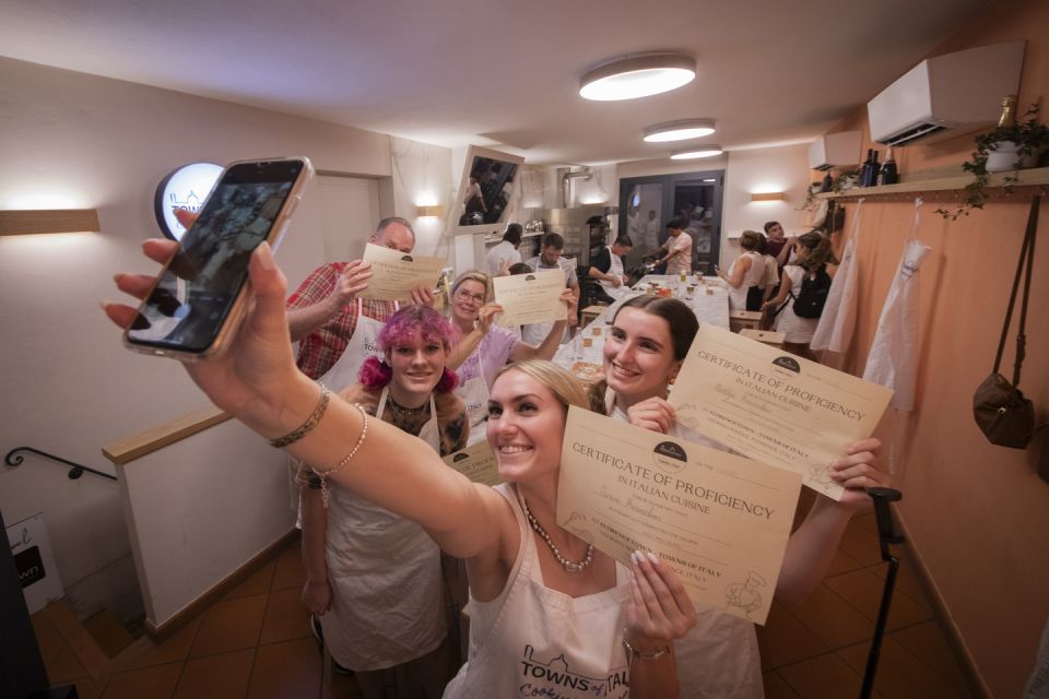 Florence: Pizza and Gelato Preparation Class - Key Points