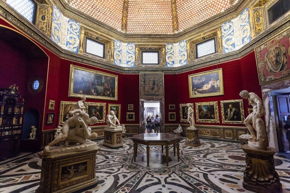 Florence: Uffizi Gallery Small Group With Entrance Tickets - Key Points