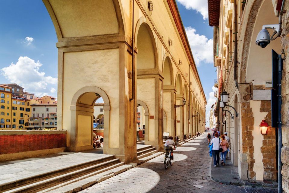 Florence Unveiled: A Spectacular Walking Tour Experience! - Key Points