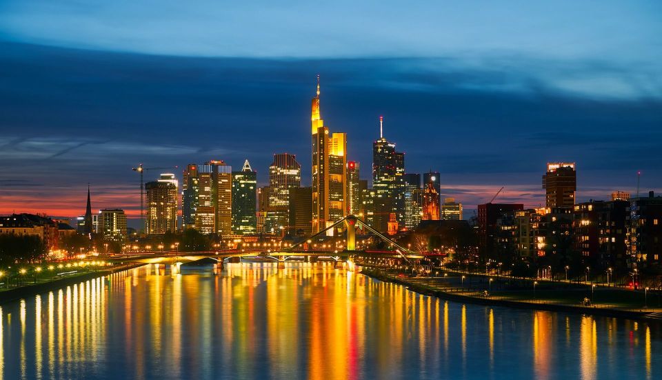 Frankfurt: Private City Center Sightseeing Walking Tour - Key Points