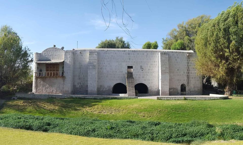 From Arequipa: Countryside by Panoramic Bus - Key Points