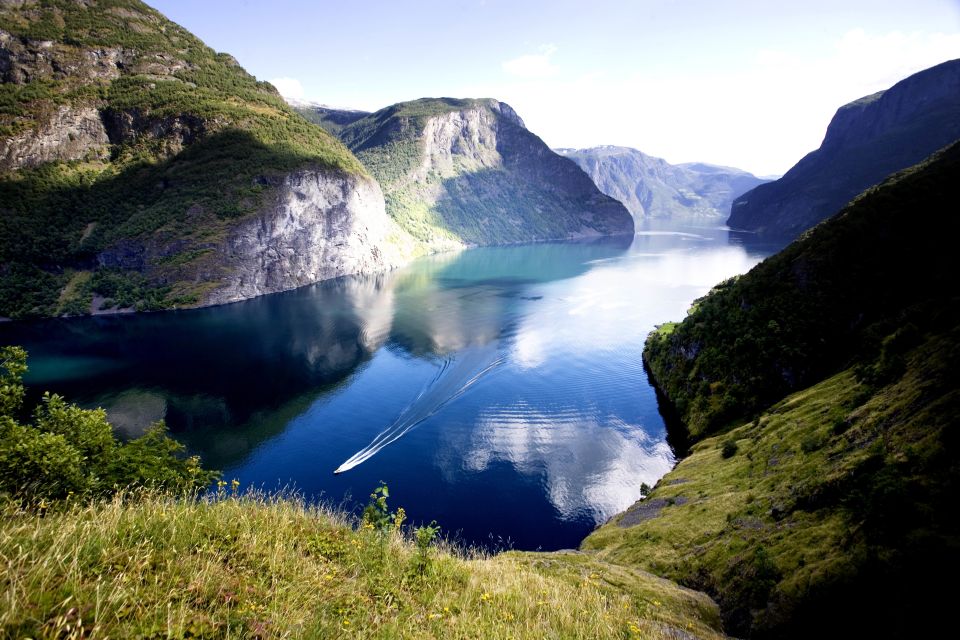 From Bergen: Private Tour to Sognefjord, Gudvangen, & Flåm - Good To Know