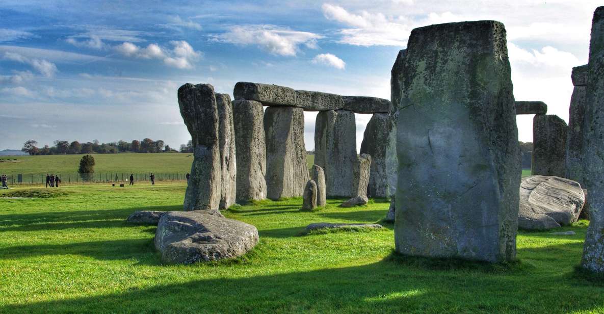 From Cambridge: Guided Day Tour to Bath & Stonehenge - Key Points