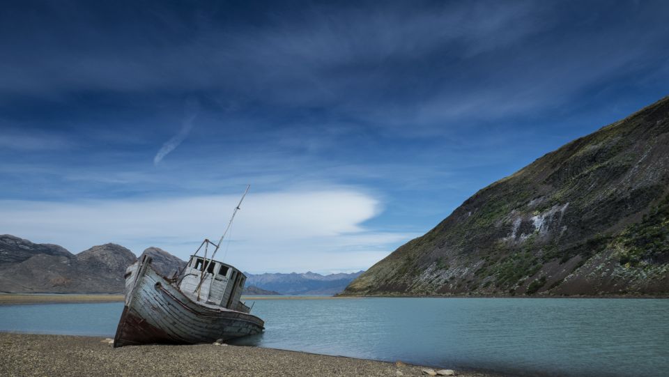 From El Calafate: Argentino Lake and 4WD Discovery Tour - Key Points