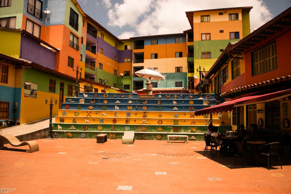 From Medellín: Guatapé and El Peñol Guided Tour - Key Points