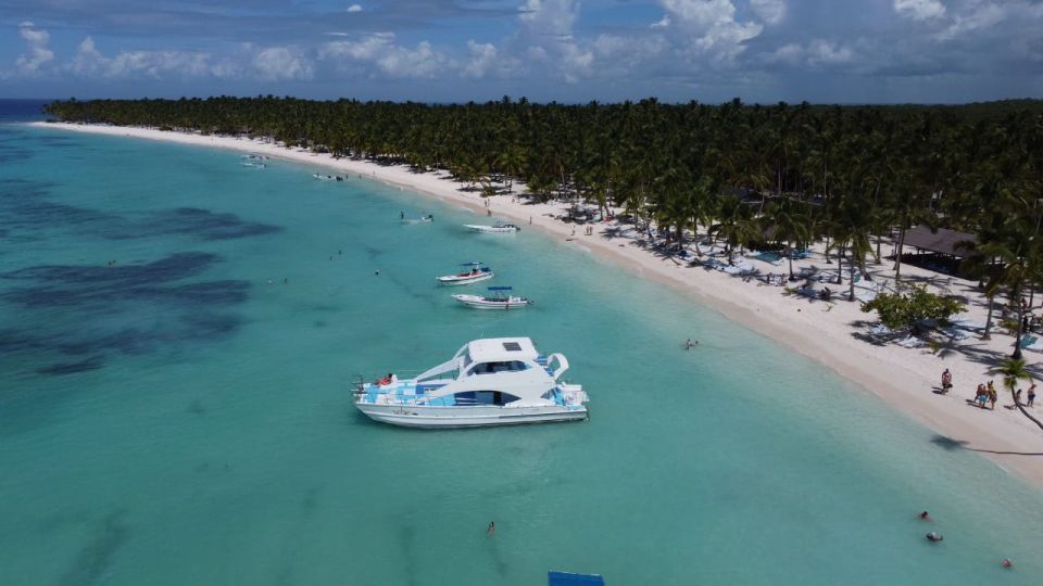 From Punta Cana: Saona and Mano Juan Day Trip by Catamaran - Key Points