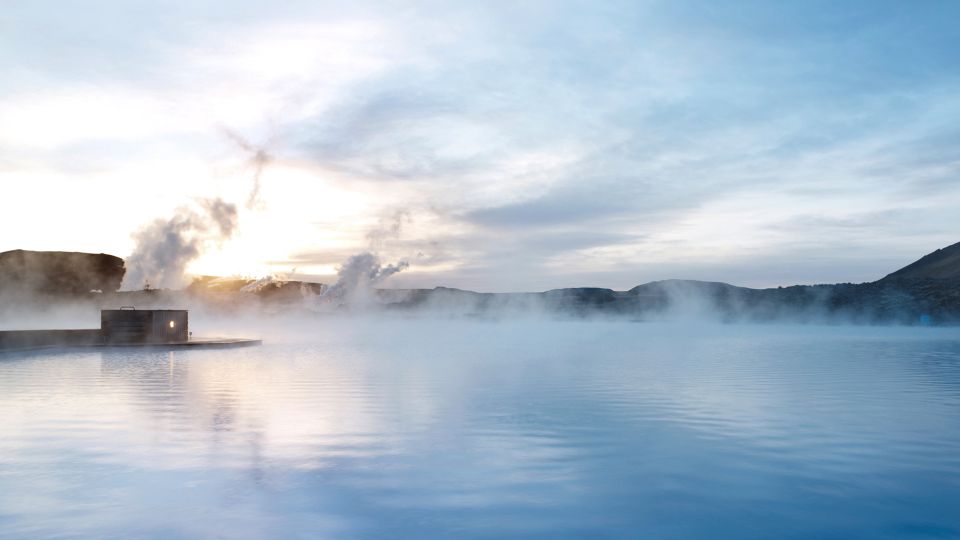 From Reykjavik or Keflavik: Blue Lagoon Transport - Key Points