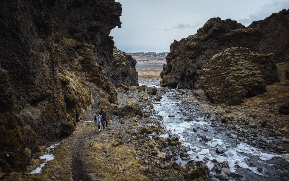 From Reykjavik: Thórsmörk Private Tour With Photographer - Key Points