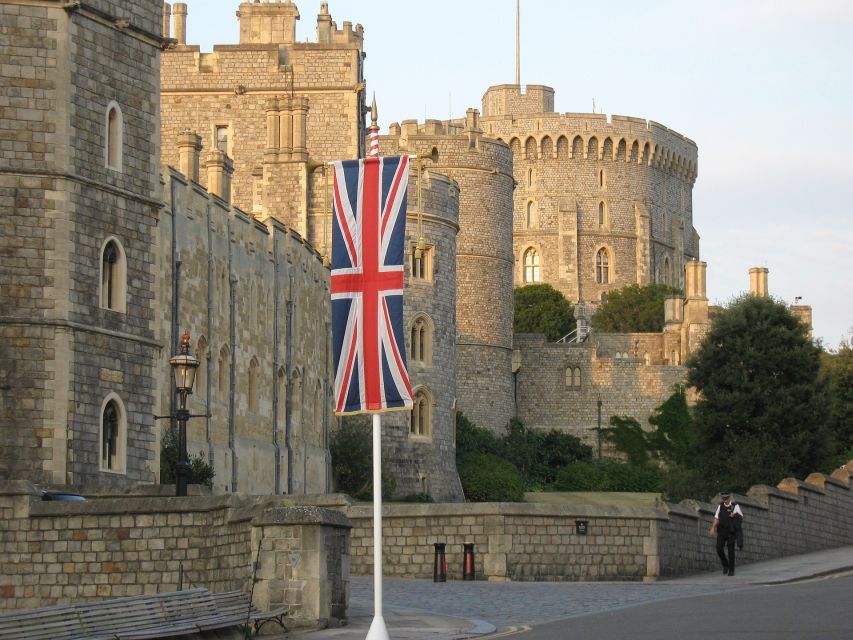 From Southampton: Bath and Windsor Tour With London Drop-Off