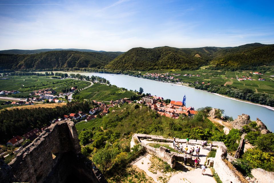 From Vienna: Wachau Valley Day Tour With Wine Tasting - Good To Know