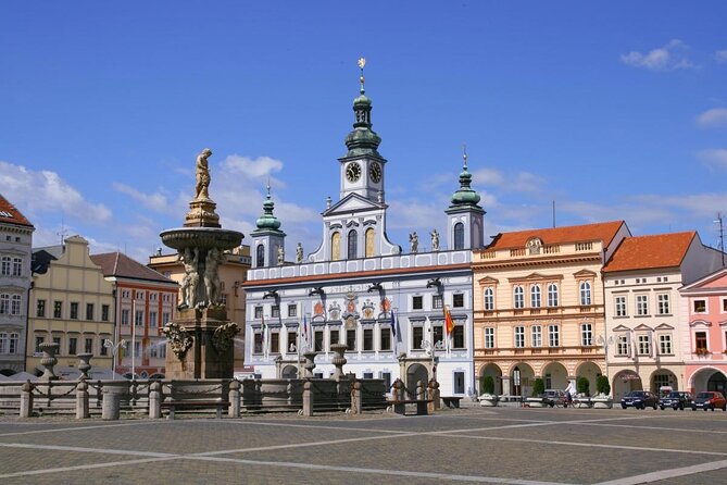 Full Day Cesky Krumlov Private Tour From Prague - Good To Know