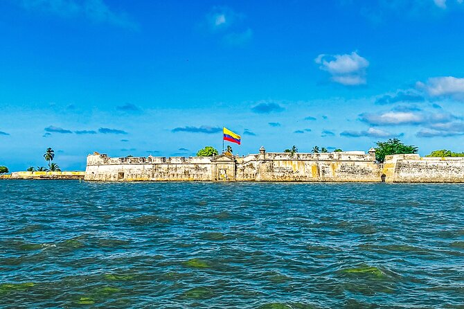 Full-Day Rosario Islands Including Barú, Cholon and Playa Blanca - Itinerary and Activities