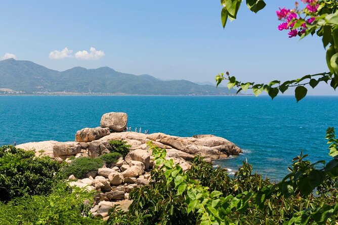 Full-Day Tour to Ba Ho Waterfall, Po Nagar Temple and Hon Chong Promontory - Key Points