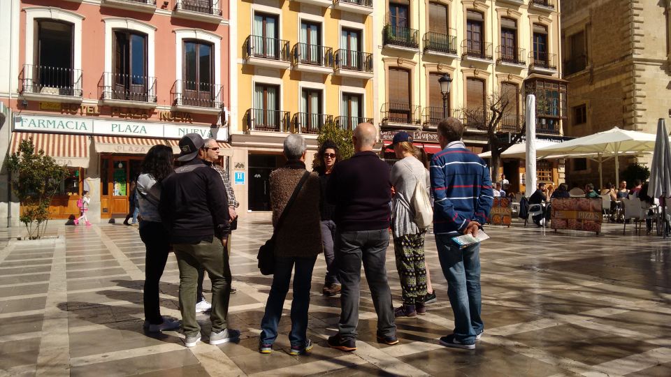 Granada Private Tour: 2.5 Hours - Old Town & Albaicin - Key Points