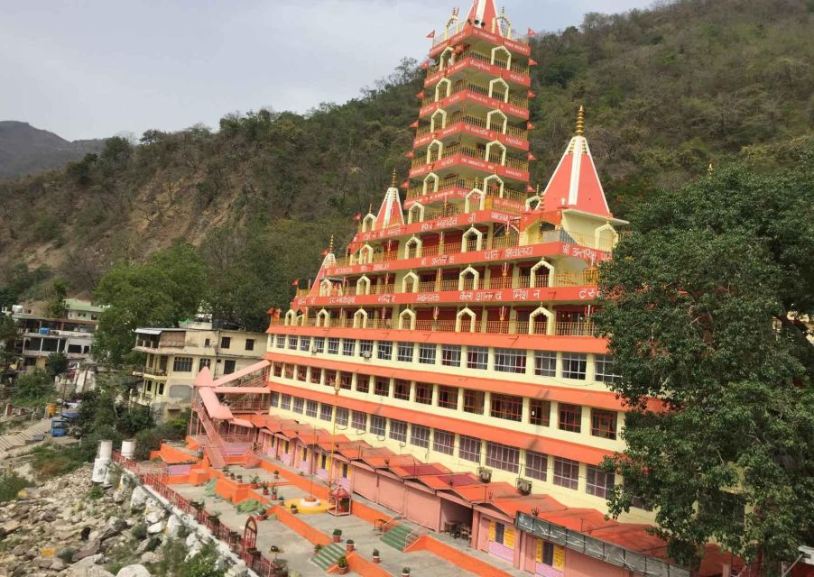 Guided Ashram Tour in Rishikesh With a Local - 2 Hours - Key Points