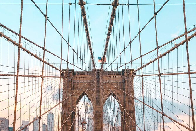 Guided Bike Tour of Lower Manhattan and Brooklyn Bridge - Key Points