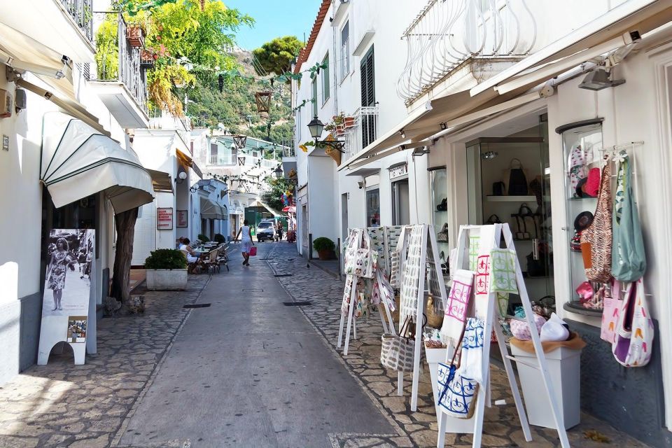 Guided Tour Positano Amalfi and Emerald Grotto - Key Points