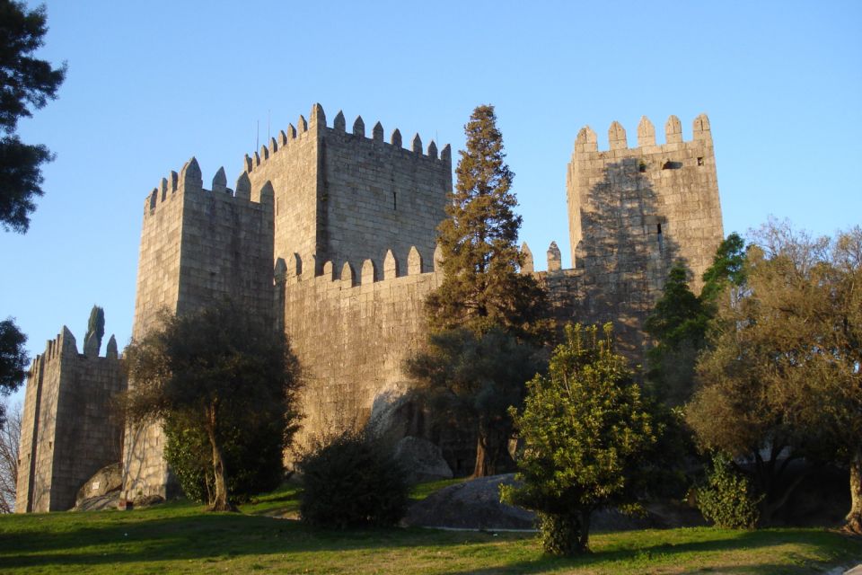 Guimarães: Half-Day Private Tour From Porto - UNESCO World Heritage City Center