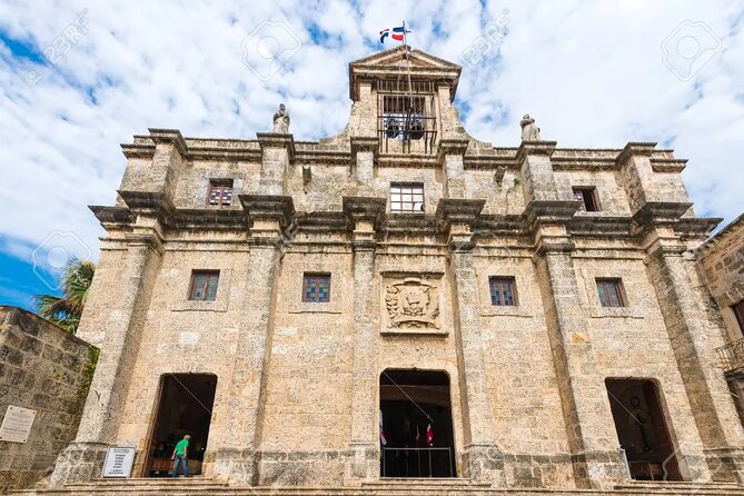 Half Day Excursion Colonial Zone Lighthouse to Colón and Tres Ojos From Santo Domingo - Tour Overview