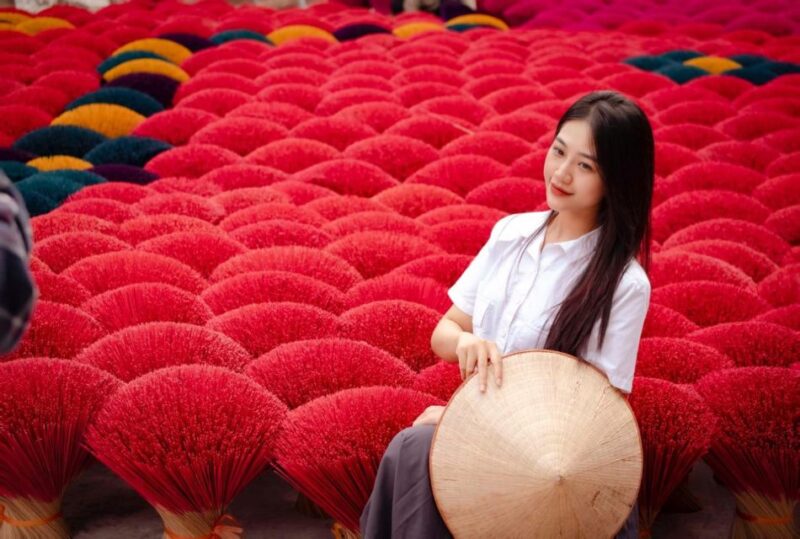 Hanoi: Half-Day Incense, Hat-Making Tour, & Train Street - Key Points