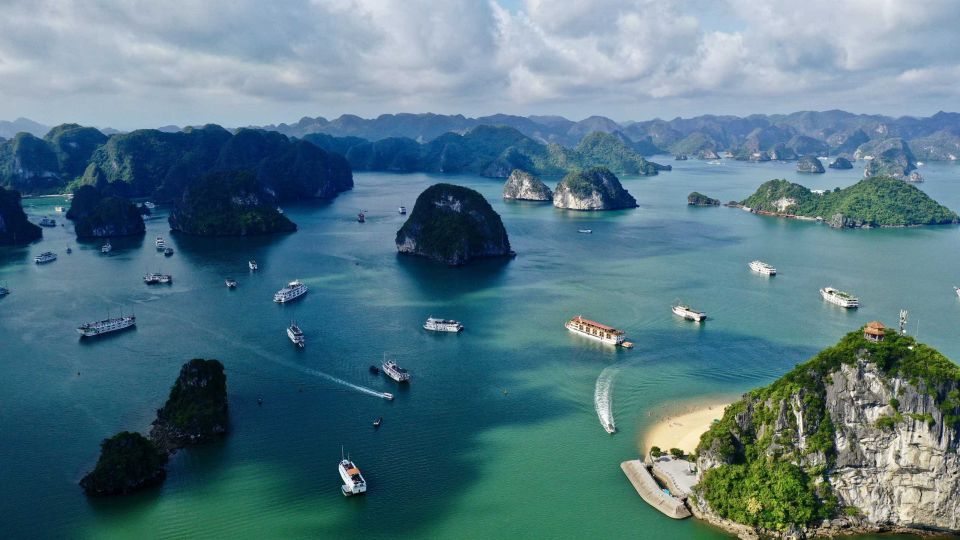 Hanoi Halong Luxury Day Tour With Private Cabin - Key Points