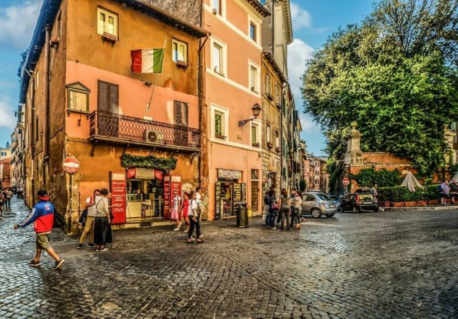 Hidden Trastevere and Villa Farnesina Private Tour - Key Points