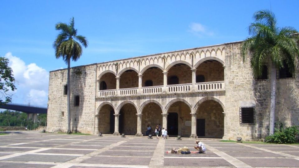 Historic Tour in the Colonial City of Santo Domingo - Key Points