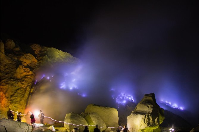 Ijen Blue Flame From Bali - Key Points