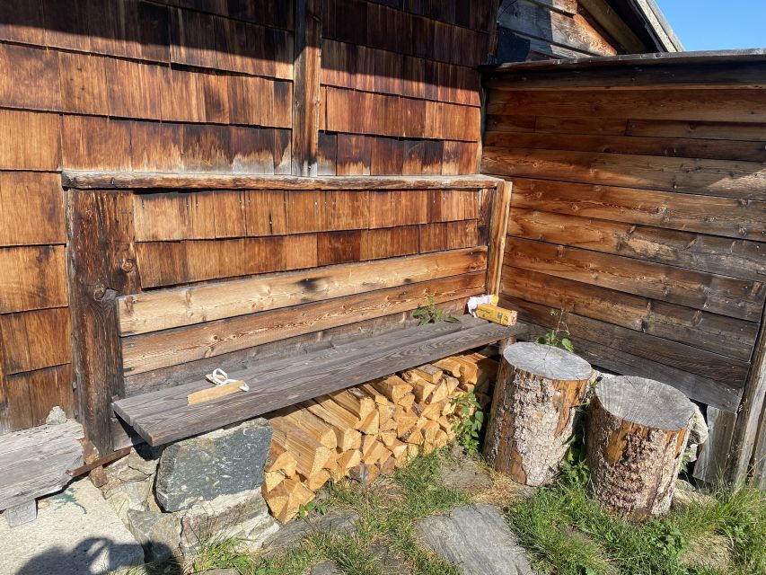 Innsbruck: Private Guided Mountain Hike Indian Summer / Autumn - Good To Know